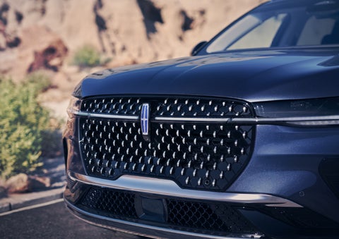 The stylish grille of a 2024 Lincoln Nautilus® SUV sparkles in the sunlight. | Kindle Lincoln in Cape May Court House NJ